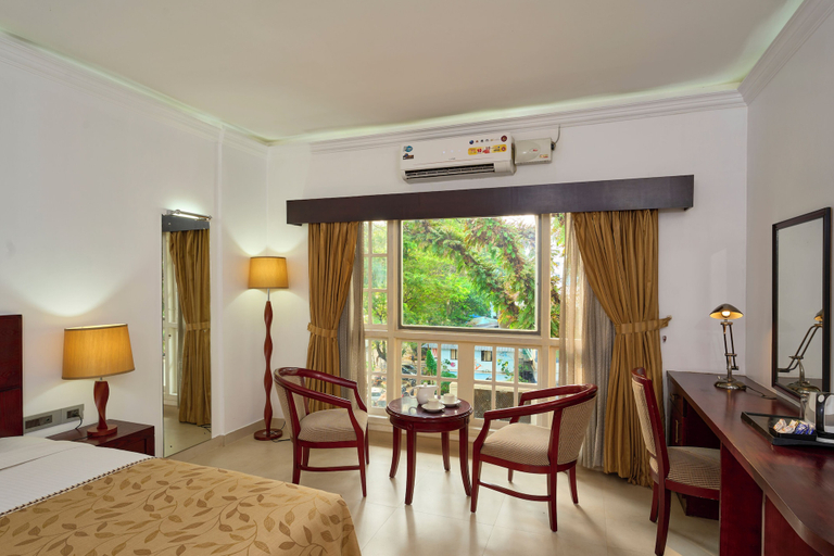 Bedroom 2, NO 18 HOTEL, Ernakulam