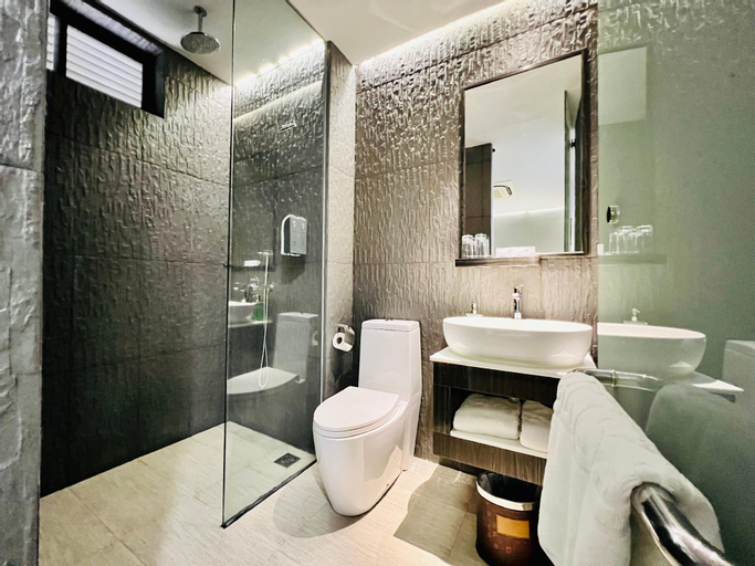 Bathroom 2