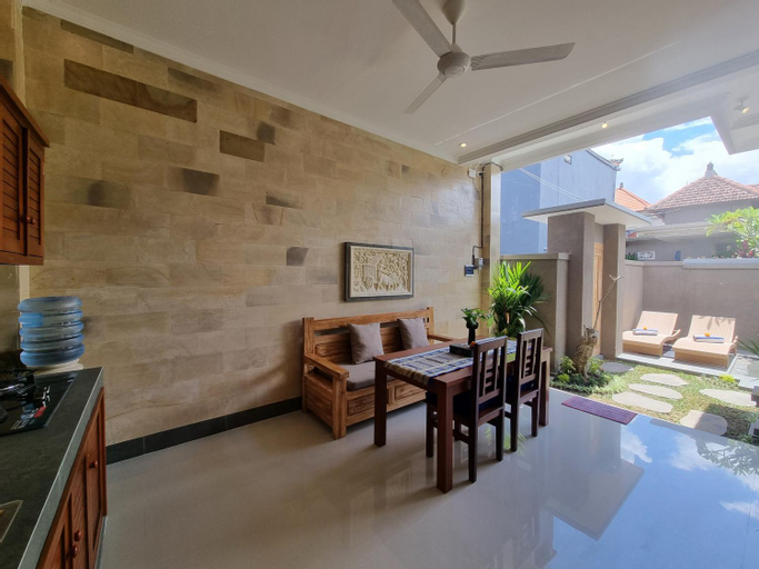 Dining Room 3