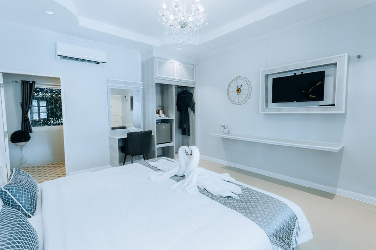 Bedroom 8