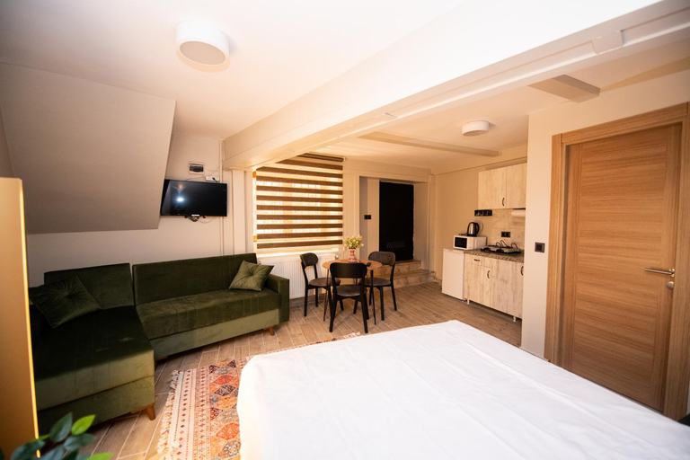 Bedroom 4, Galapera Hotel, Beyoğlu