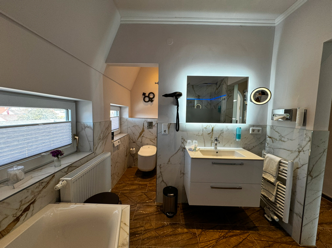 Bathroom 12