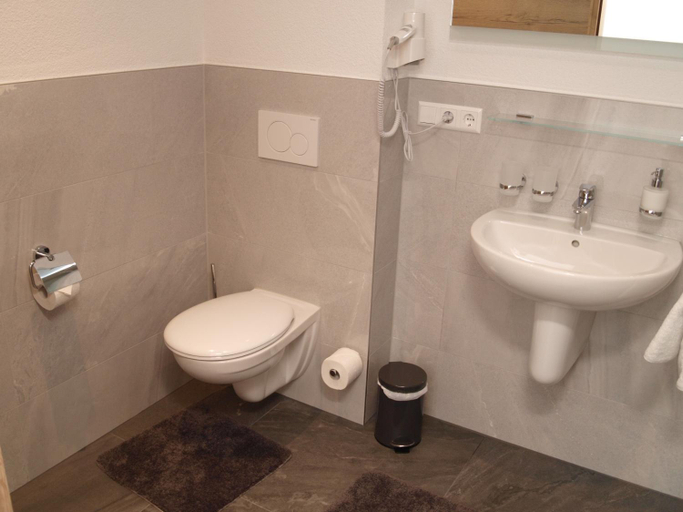 Bathroom 3, Hotel Anker garni, Rastatt