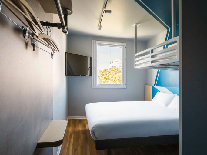 Bedroom 3, ibis budget Lyon Villeurbanne, Rhône