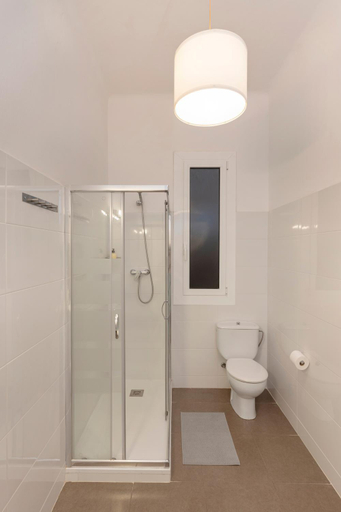 Bathroom 4, Ally's Bed&Breakfast, Barcelona
