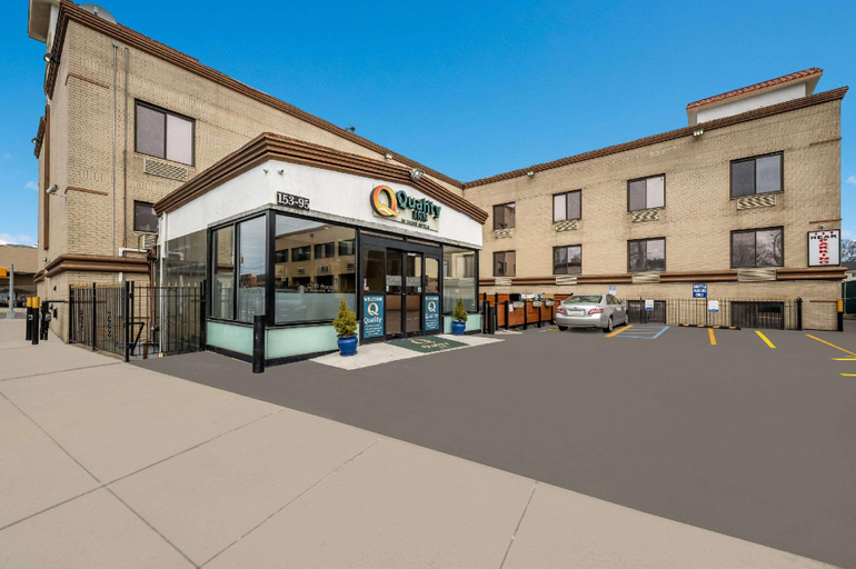 Quality Inn JFK Airport Rockaway Blvd, New York