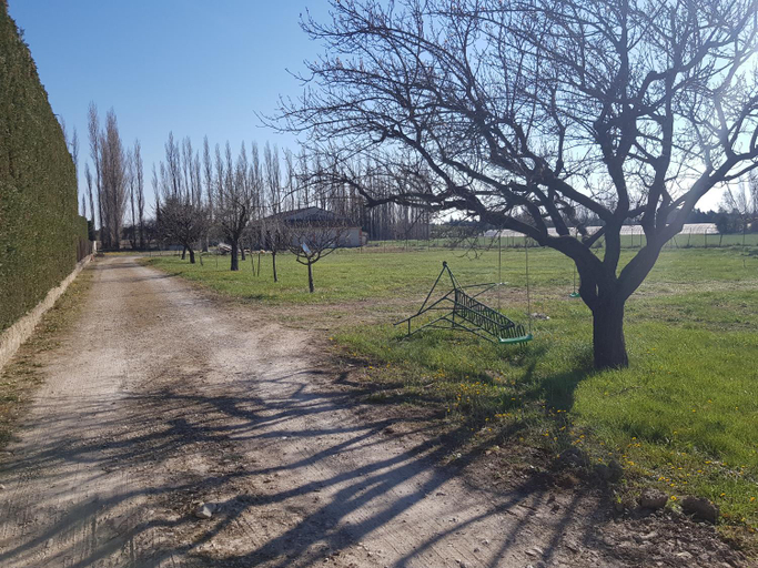 4, Domaines des confines, Vaucluse