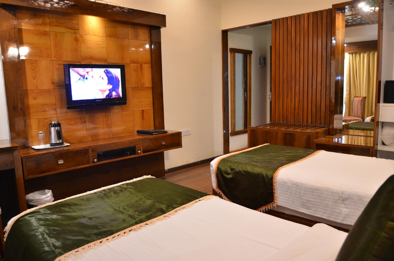 Bedroom 5, Benzz Park family Resort kodaikanal, Dindigul