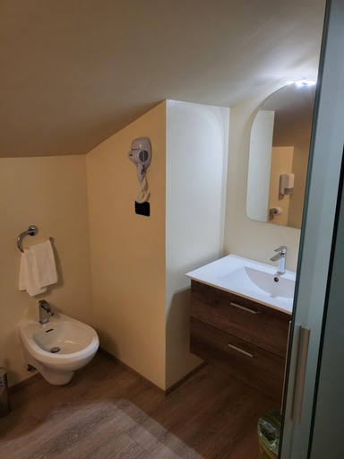 Bathroom 2, Hotel Miage, Aosta