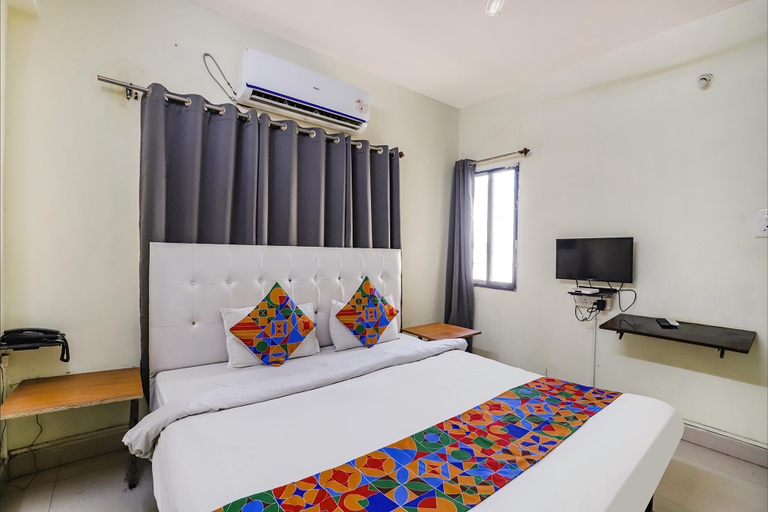 Bedroom 3, Via Osca Inn, Nagpur