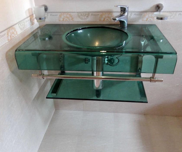 Bathroom 3, Dilray Villa, Harispattuwa