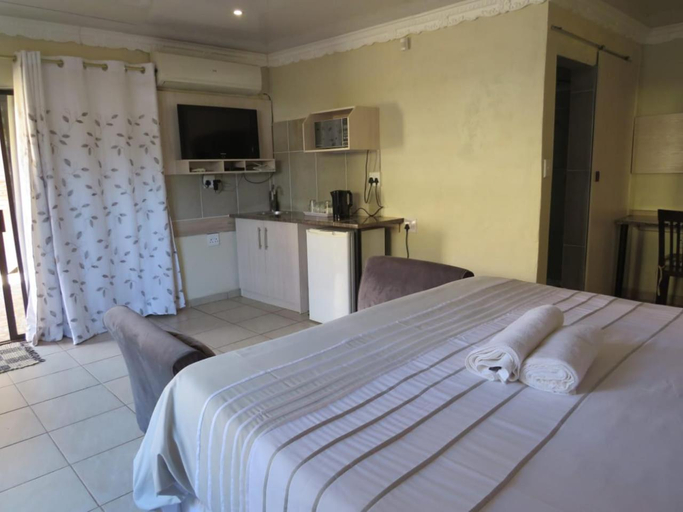 Others 2, Kgatholoha guest house, Dr Kenneth Kaunda