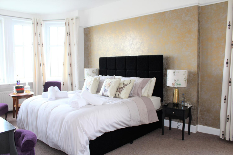 Bedroom 2, Carradale Hotel, Argyll and Bute