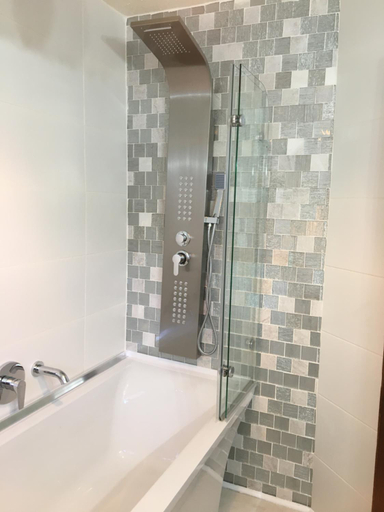 Bathroom 5, Oak Tree Lodge, Beaulieu, Kyalami, City of Johannesburg