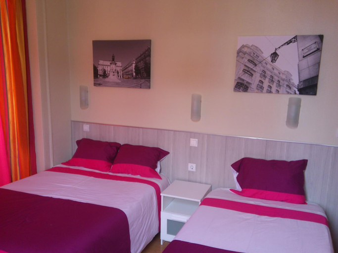 Bedroom 2, Pensao Estacao Central, Lisbon