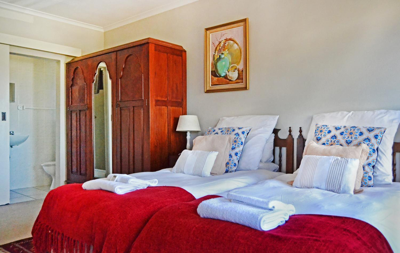 Others 2, Chesham House, Overberg