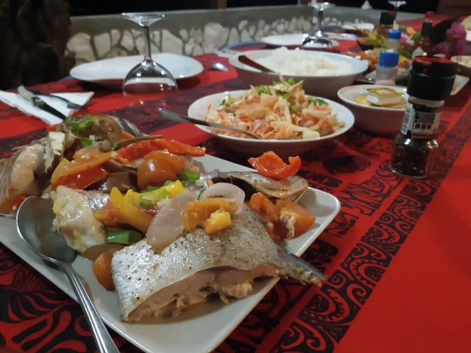 Food & Drinks 4, Flyfishing Anaa Toku Kaiga