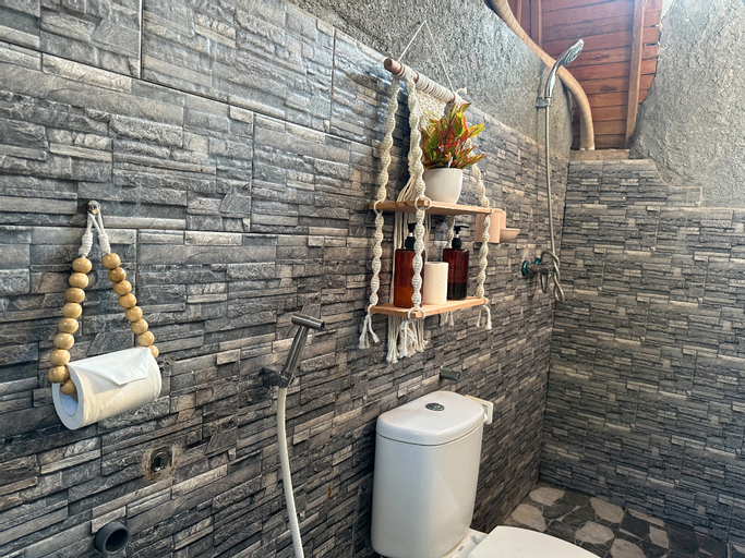 Bathroom 9
