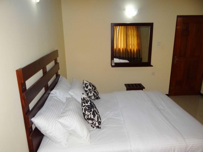 Bedroom 2, Dilray Villa, Harispattuwa