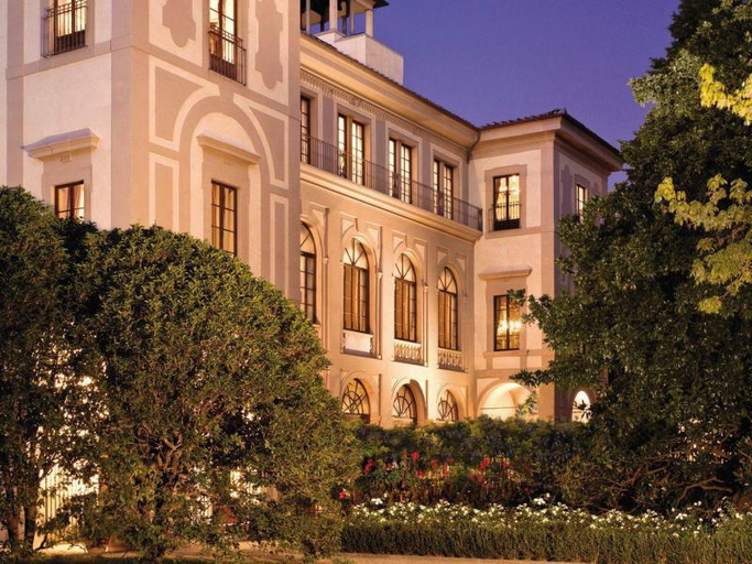 Exterior 2