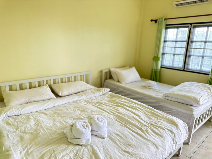 Bedroom 16