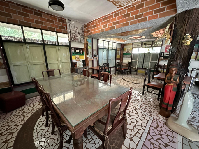 Food & Drinks 4, Long Maa Doo Resort, Suan Phung