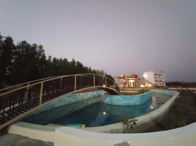 Swimming Pool 4