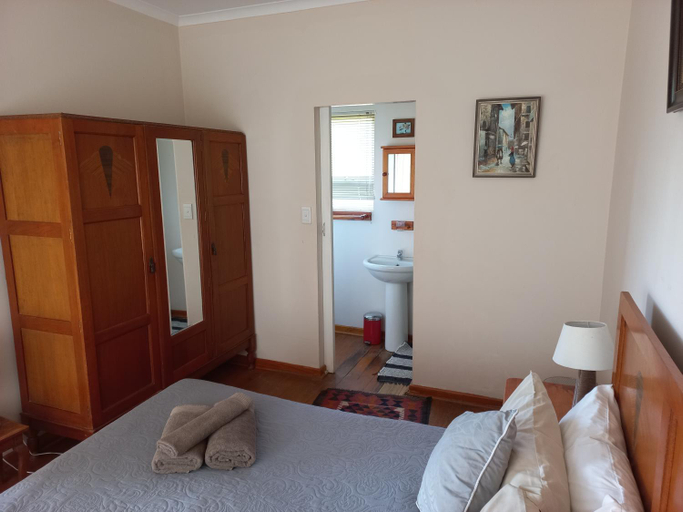 Bathroom 3, Twogether self catering, Thabo Mofutsanyane