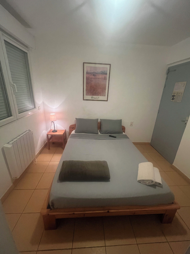 Bedroom 3, Le Manteau Bleu, Hérault