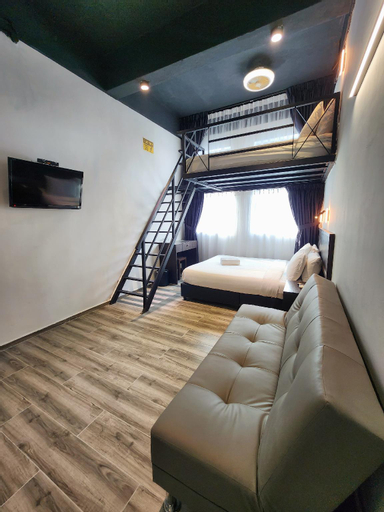 Bedroom 16