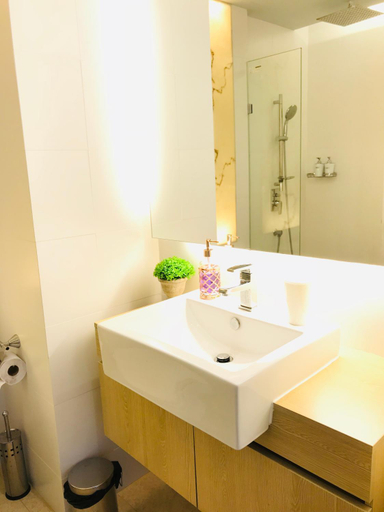 Bathroom 3, Atlantis Condo Resort, Pattaya