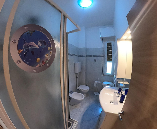 Bedroom 5, Apartment Gentile 200 meters from the sea, Savona
