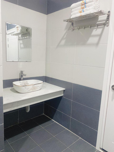 Bathroom 2, Happy 2 Hotel Binh Duong, Ho Chi Minh City