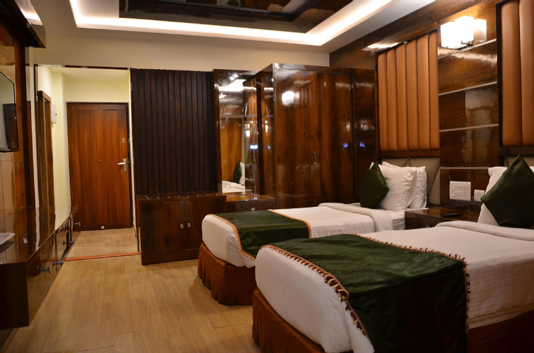 Bedroom 4, Benzz Park family Resort kodaikanal, Dindigul
