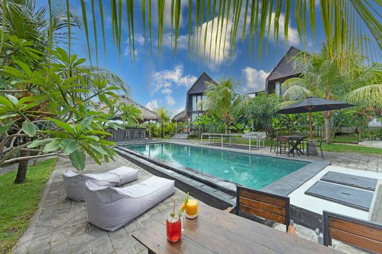 Swimming Pool 9