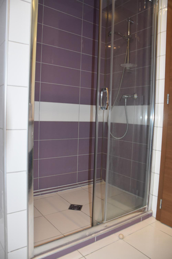 Bathroom 3, Rubin Anett Apartman Sarvar, Sárvár