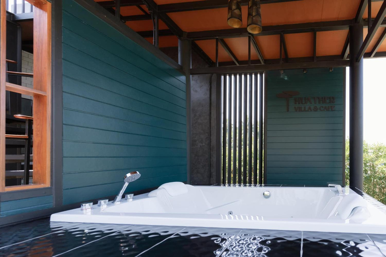 Bathroom 4, Huather Villa & Cafe, Lang Suan