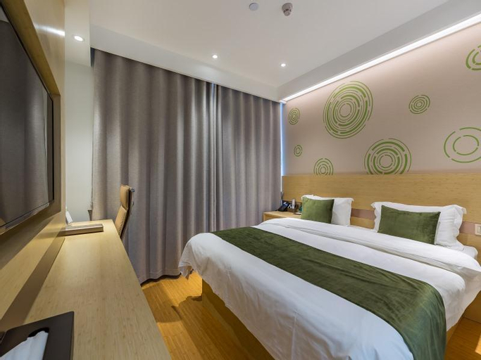 Bedroom 12