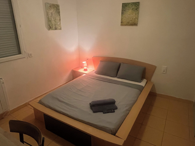 Bedroom 2, Le Manteau Bleu, Hérault
