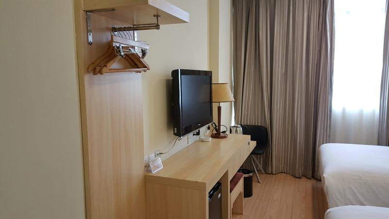 Bedroom 14