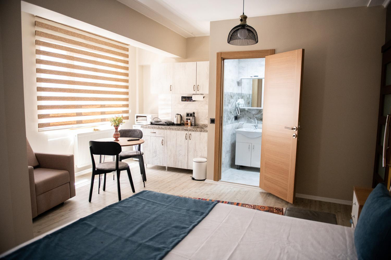 Bedroom 4, Galapera Hotel, Beyoğlu