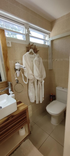 Bathroom 3, CLEMARA EVASION, Schœlcher