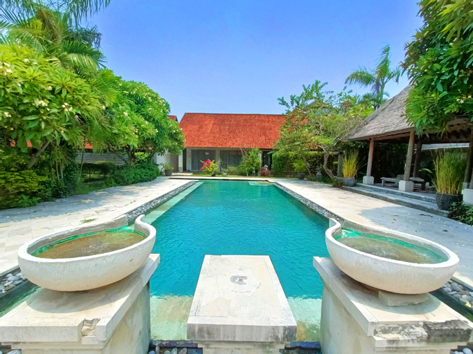 Swimming Pool 9