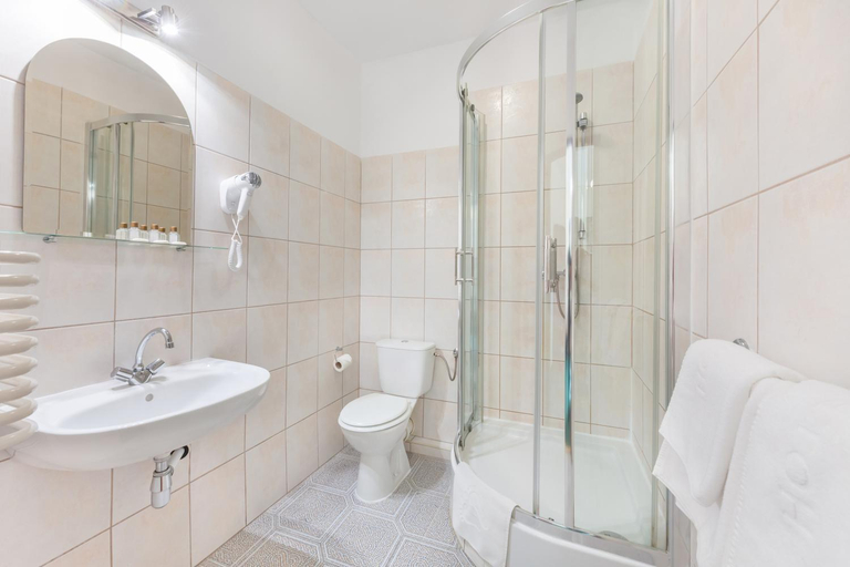 Bathroom 3, Arkadia, Warsaw
