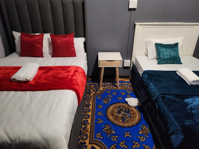 Others 4, Excel accommodation, City of Cape Town