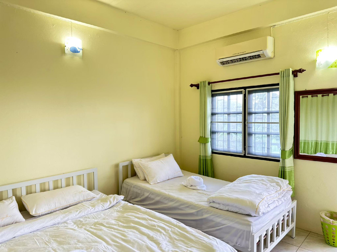Bedroom 13