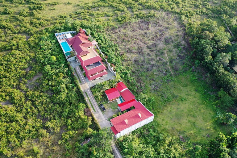 Food & Drinks, Backpackers Place in SEAVIEWHILLS BOHOL, Dauis