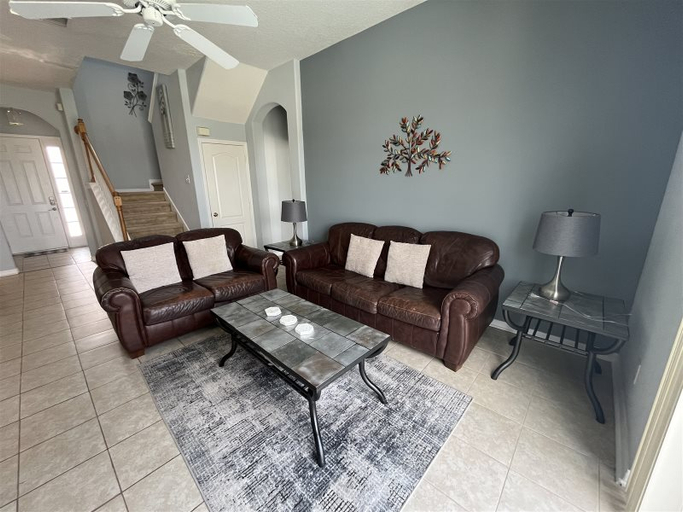 Public Area, Tuscan Hills Executive Gamesroom and Spa, Osceola