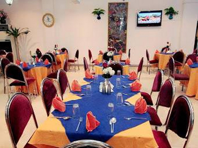 Food & Drinks 4, Lagos Airport Hotel, Ikeja
