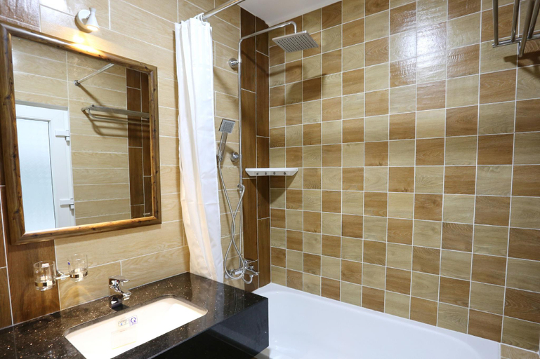 Bathroom 6